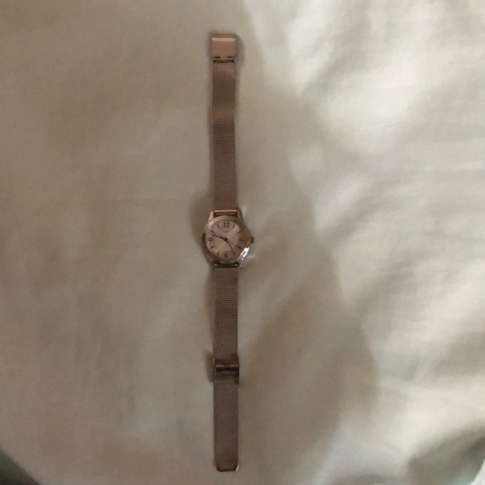 Watch - Picture 2 of 3
